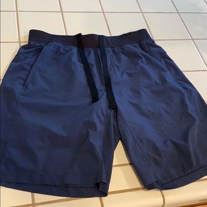 Lululemon Core Short XL